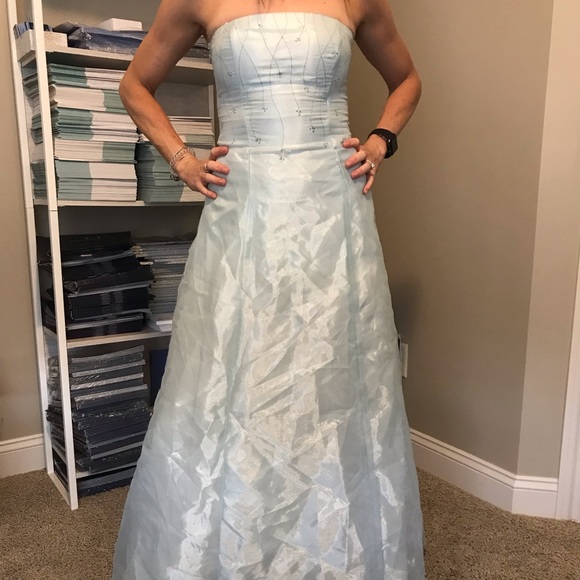 Light Blue Dress - Picture 2 of 8